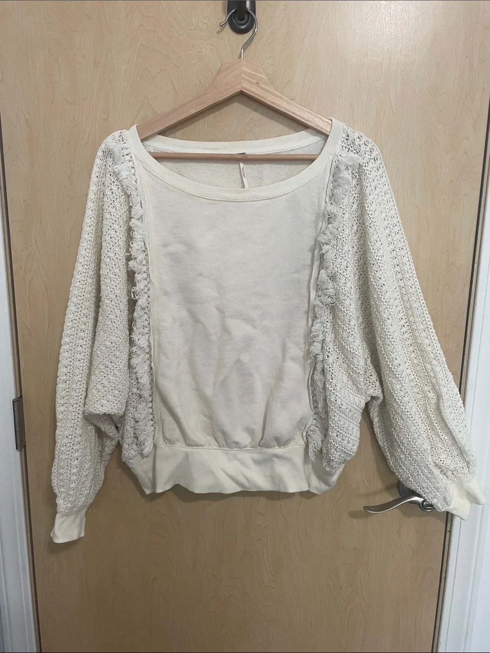 Free People Boho Cream Knit Top with Textured Oversized Dolman Sleeves L - Picture 2 of 12